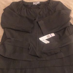 An olive skirt and blouse skirt suite. Size 18